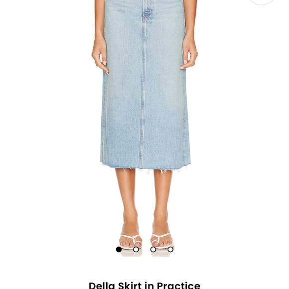 AGOLDE Della skirt in practice